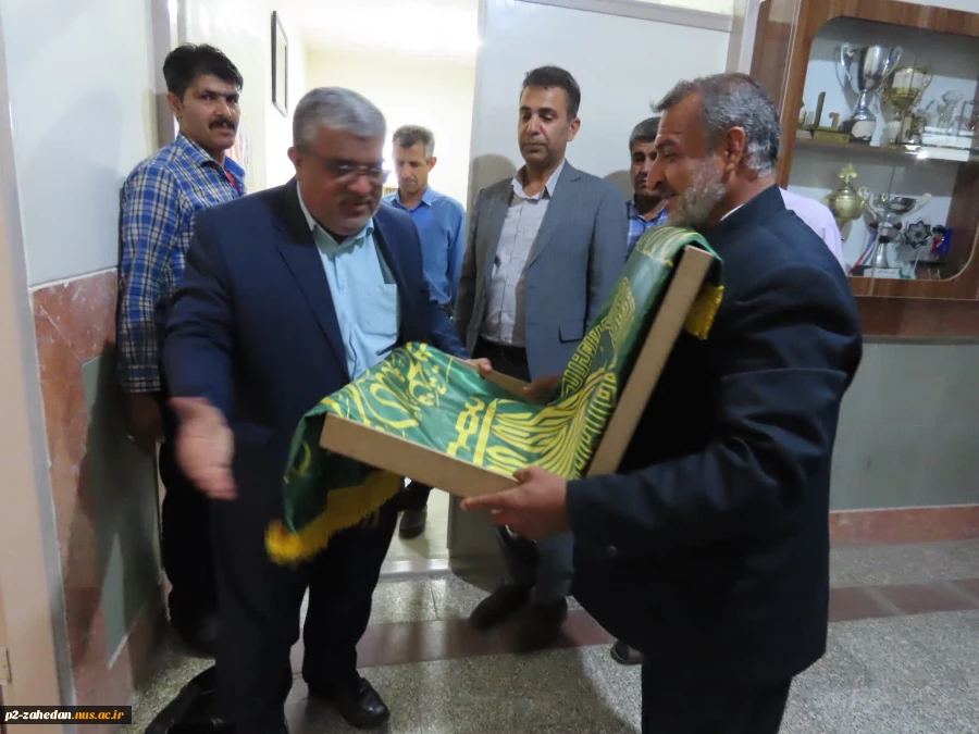 پرچم گنبد امام رضا (ع) در دانشگاه فنی و حرفه ای واحد استان سیستان وبلوچستان مورد زیارت و استقبال قرار گرفت. 2