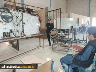برگزاری کارگاه آموزشی سیستمهای ایمنی ورفاهی خودرو ویژه دانشجویان رشته مکانیک خودرو در آموزشکده شهید عارفی بمناسبت هفته پژوهش 3