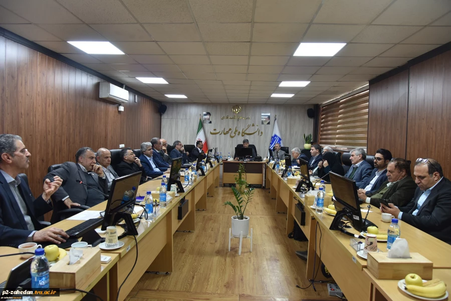 به میزبانی دانشگاه ملی مهارت برگزار شد؛
پانزدهمین جلسه کارگروه بررسی راهکارهای ارتقای علم و فناوری کشور
 2